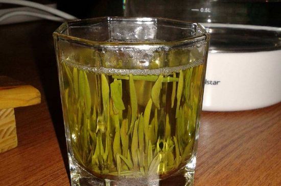 冷泡茶用什么茶葉最好，什么樣的茶適合冷泡？