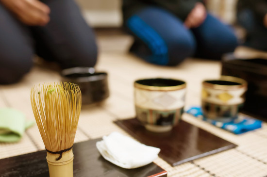 女人喝茶要行扣茶禮嗎，叩茶禮女士能用嗎？