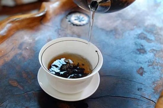 喝茶茶桌上的禮儀有哪些，泡茶待客十大禮儀不可不做！