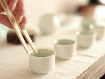 鐵觀音的泡法，水溫100°C最佳第一泡不能喝