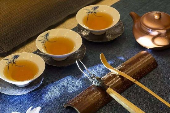 哪些茶適合泡功夫茶，功夫茶應(yīng)該配什么茶葉