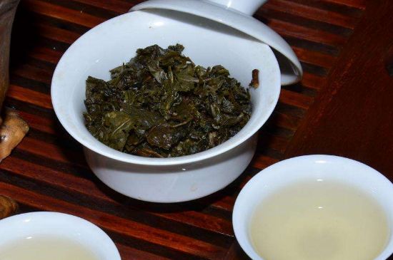 烏龍茶沖泡時(shí)間是多久，怎樣泡烏龍茶