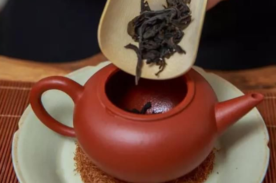 什么泥料的紫砂壺沖泡肉桂，武夷巖茶肉桂用哪種紫砂壺好？