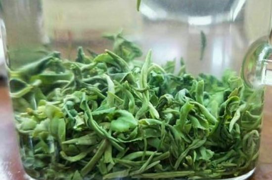 什么茶葉容易放香精，香精茶有什么危害？