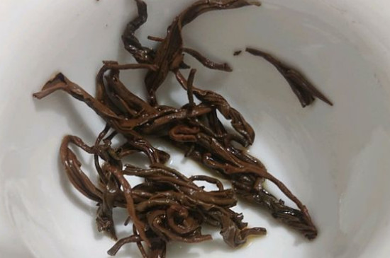 茶葉過期5年了但沒開封，茶葉放久了能喝嗎