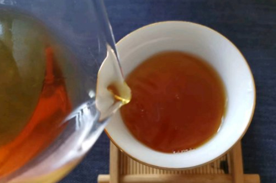 普洱茶十大學(xué)費(fèi)茶排名，吉普H是學(xué)費(fèi)茶？