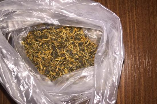 金駿眉染色鑒別帶圖，金駿眉染色如何分辨