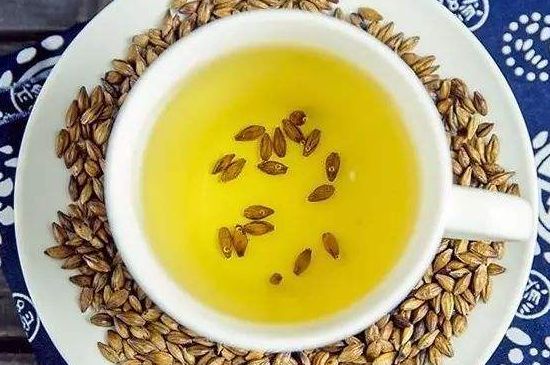 飯店喝的聞起很香的茶，餐館里的蕎麥茶還是大麥茶？