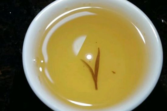 好壞金駿眉圖片對(duì)比，怎么挑選金駿眉茶葉