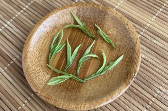 安吉白茶夏天怎么保存，安吉白茶能冷凍儲存嗎？