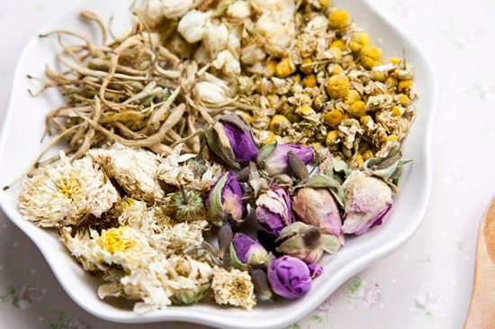 祛濕最有效的泡花茶，濕氣重適合泡什么花茶？