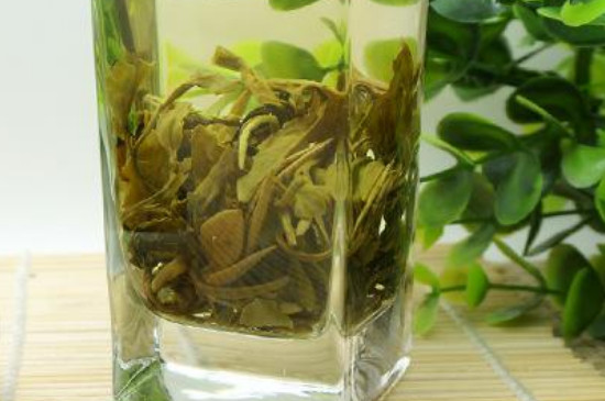 茉莉龍珠茶男人能喝嗎，男性夏季可以喝龍珠茶嗎