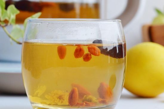 菊花茶的最佳搭配有哪幾樣，菊花茶和什么搭配喝效果好？