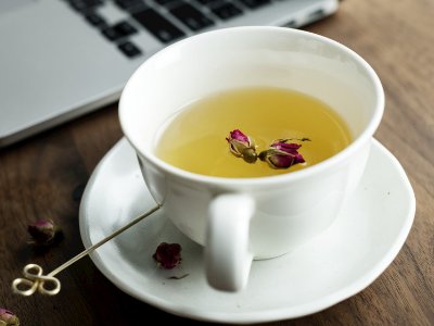 玫瑰花茶能豐胸嗎，天然豐胸花茶