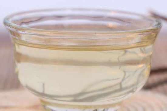 茉莉龍珠什么季節(jié)喝，夏天適合喝茉莉龍珠茶