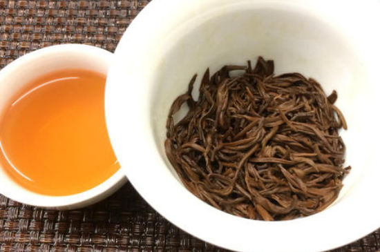 新茶和陳茶的區(qū)別，新茶和陳茶的介紹