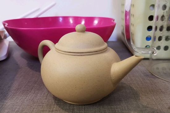 手工紫砂壺和模具壺有什么區(qū)別，快速鑒別手工壺模具壺