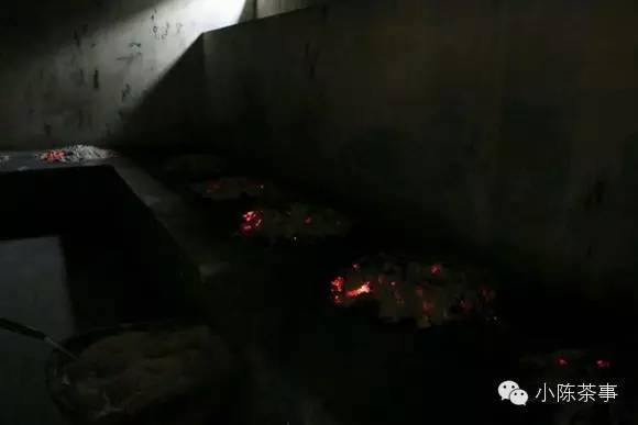 怎樣炭焙巖茶？揭秘武夷巖茶的炭焙技藝