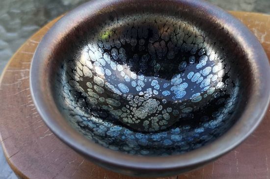 化工建盞是什么樣子的，建盞如何區(qū)分化工釉