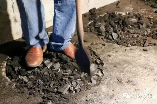 怎樣炭焙巖茶？揭秘武夷巖茶的炭焙技藝