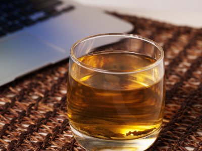 女孩喝茉莉茶的好處，茉莉花茶女生喝好嗎？