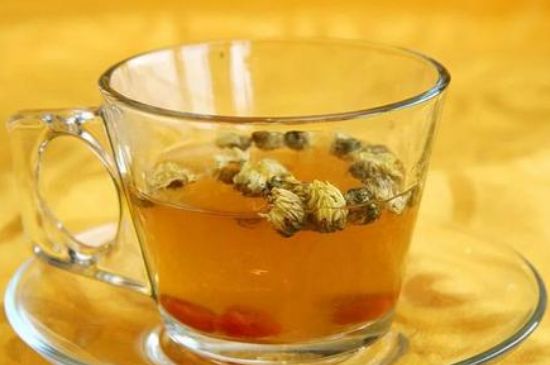 菊花茶的最佳搭配有哪幾樣，菊花茶和什么搭配喝效果好？
