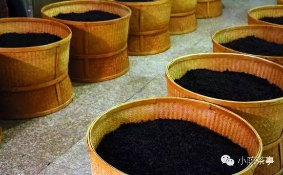 怎樣炭焙巖茶？揭秘武夷巖茶的炭焙技藝