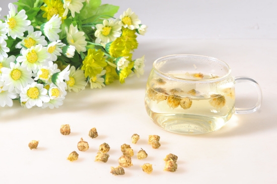 喝菊花茶有什么效果，女人長期喝菊花茶好嗎？