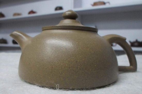 紫砂壺密密麻麻黑點(diǎn)，布滿了很多小黑點(diǎn)的紫砂好嗎