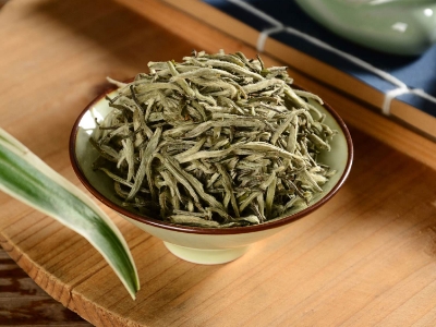 白茶煮好還是泡好喝，老白茶是泡還是煮？