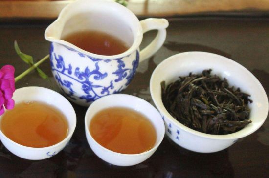 大紅袍四大品種有哪些，大紅袍的種類和著名品種特點(diǎn)介紹