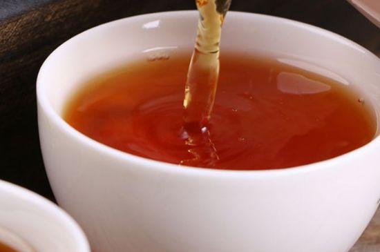 正山小種對(duì)胃好嗎，正山小種養(yǎng)胃還是傷胃