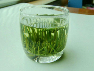 竹葉青茶怎么樣，檔次較高味道略苦價(jià)格比較貴