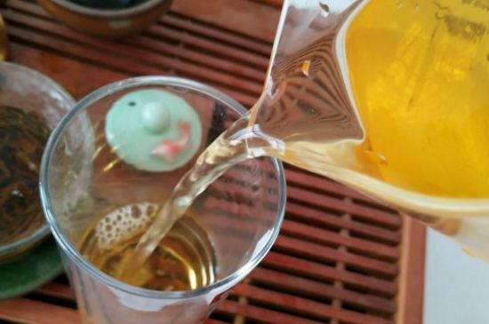 經(jīng)期喝紅茶有什么壞處，女性經(jīng)期可以喝紅茶嗎