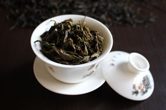 鋸朵仔跟鴨屎香哪個貴，鋸朵子和鴨屎香哪個好喝？