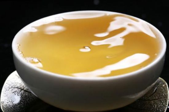 綠茶加重濕氣？濕氣體質(zhì)寒的人能喝綠茶嗎