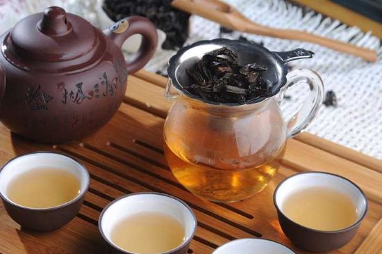 母樹大紅袍給誰喝了，為什么母樹大紅袍叫三棵六株？