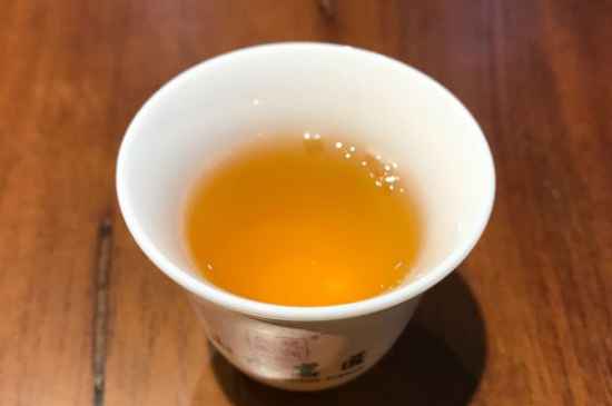 正山小種金駿眉哪個(gè)好，金駿眉正山小種的區(qū)別