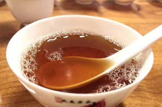 肉桂茶和大紅袍哪個貴，武夷山肉桂與大紅袍的價格比較