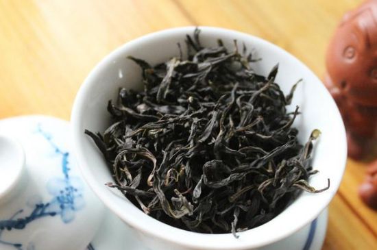 鋸朵仔跟鴨屎香哪個貴，鋸朵子和鴨屎香哪個好喝？