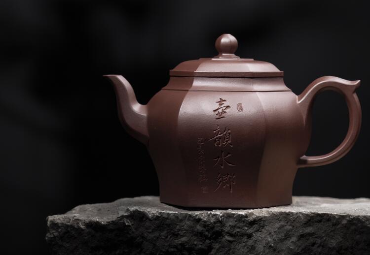 紫砂壺哪個地方最出名，什么樣的紫砂壺最好