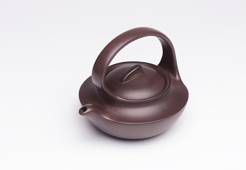 提梁精美紫砂壺，創(chuàng)意手工紫砂壺