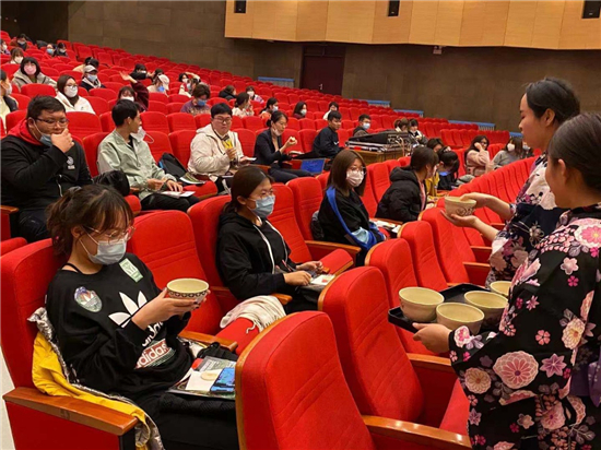 以茶為媒增進(jìn)文化交流 日本茶道里千家講習(xí)會(huì)在沈陽(yáng)舉行